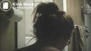 Porn on pooping girlfriend