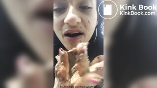 Girl Latina shitting bigs