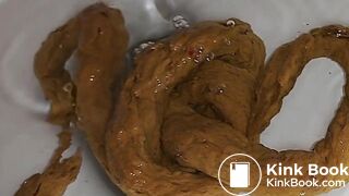 Korean girl pooping - video 39