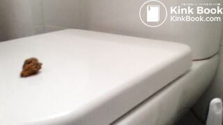 Chinese slut shares and tastes her own shit