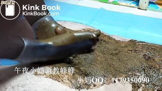 chinese femdom scat smearing 2