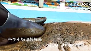 chinese femdom scat smearing 2