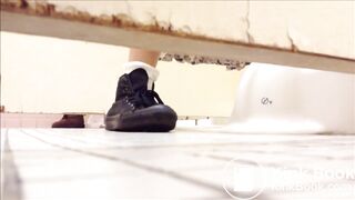 japanese toilet voyeur - video 19