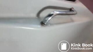 Girl Pooping - video 85