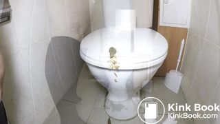 Dropping Nasty Poop!!