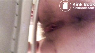 woman poping on toilet - video 4