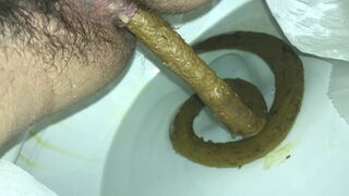 Protracted shit and strong piss in public toilet.