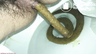 Protracted shit and strong piss in public toilet.