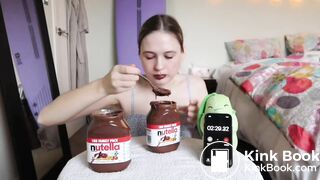 NZ eating 10,000 calories Nutella