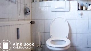 Pooping - Neverending wipe