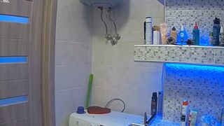 Woman pooping in Toilet 20