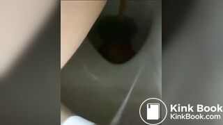 girl pooping - video 135