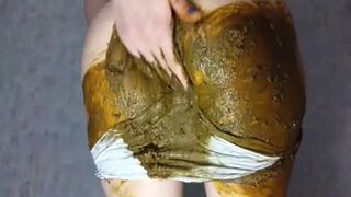 sexy Russian woman craps and pees - video 2