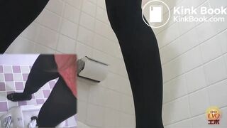 Japanese Girl Poo Closeup