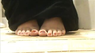 Toilet plops - video 2