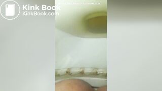 wife shitting - video 5