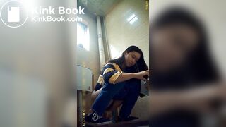 asian girl toilet pooping - video 10