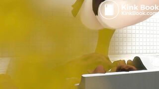 2 girls taking HUGE shits