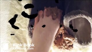 Girl pooping - video 135