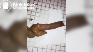 Girl pooping - video 133