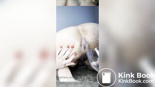 Sexy pooping - video 200