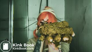 Dirty scat performer plays with her shit in the bathroom