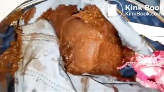 Shitting in blue jeans