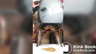 Phat ass ebonys desperate diarrhea