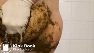Busty slut droppings