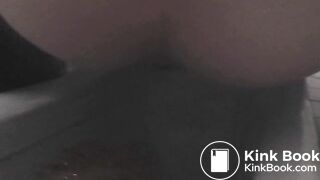 girl poop in toilet - video 33