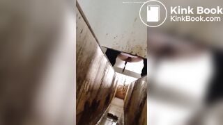 chinese voyeur poop 2