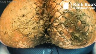 Pawg shits her fishnets