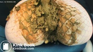 Pawg shits her fishnets