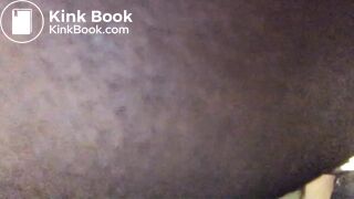 Phat ass ebony drops some logs