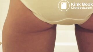 Pooping yellow panties