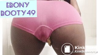 Ebony panty poop pee and smear - video 2