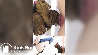 Cute Japanese Teen Poop