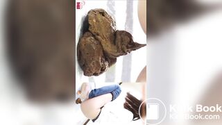 Cute Japanese Teen Poop