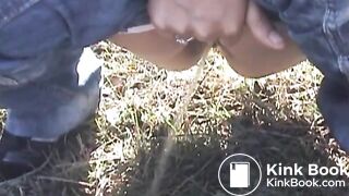 Public pooping - Blonde on the road