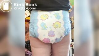 Messy diaper girl - video 4