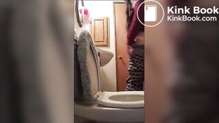 constipated young girl
