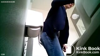 CLASSIC office_woman_toilet_3_Trim