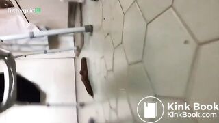 Chubby PAWG Shitting