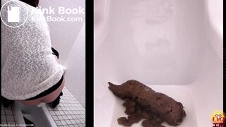 Japanese babes shitting solid logs (1/5)