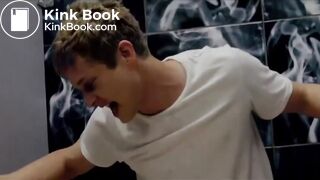 I Hope They Serve Beer in Hell (Diarrea Scene) - Español