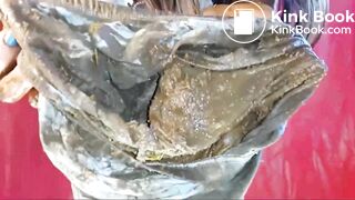 sexy Russian woman pooing and peeing - video 2