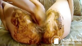 Beautiful slut enjoying a hot massage with shit