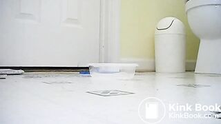 Milf Shitting