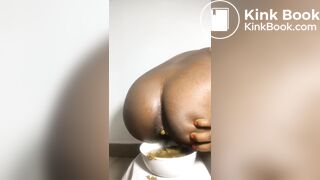 Nasty ebony shitting and pissing