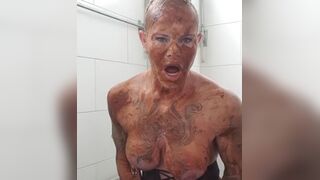 More Dirty Scat Whore: Masturbating Totally Covered with Shit